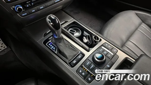Hyundai Genesis 2015 — фото 9