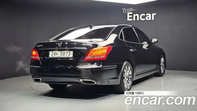 Hyundai Equus 2012 — фото 2