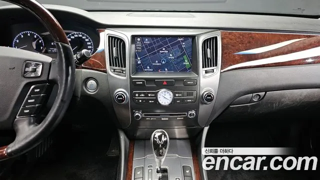 Hyundai Equus 2012 — фото 14