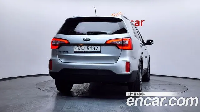 Kia Sorento 2013 — фото 4
