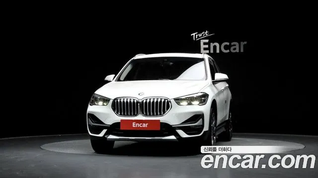 BMW X1 2022 — фото 2