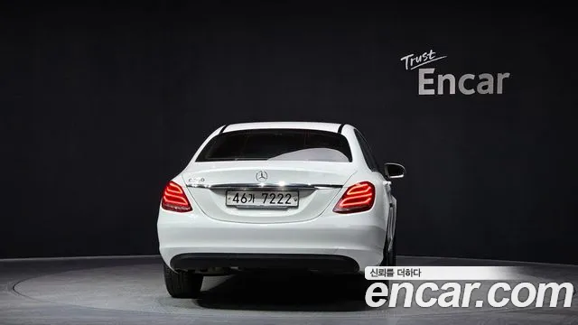 Mercedes-Benz C-Class 2018 — фото 4