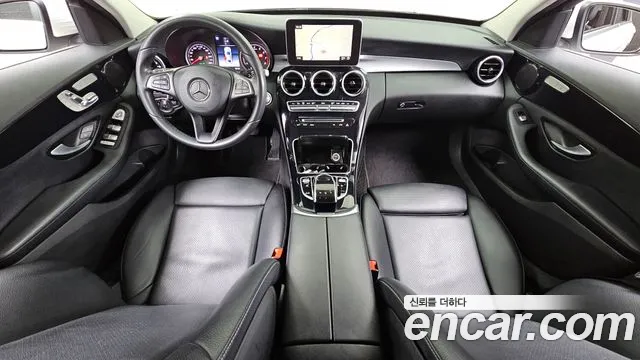 Mercedes-Benz C-Class 2018 — фото 7