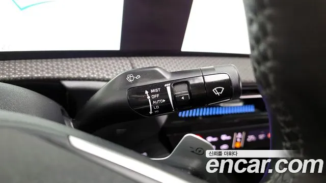 Kia EV6 2023 — фото 18