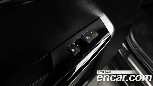 Kia EV6 2023 — фото 19