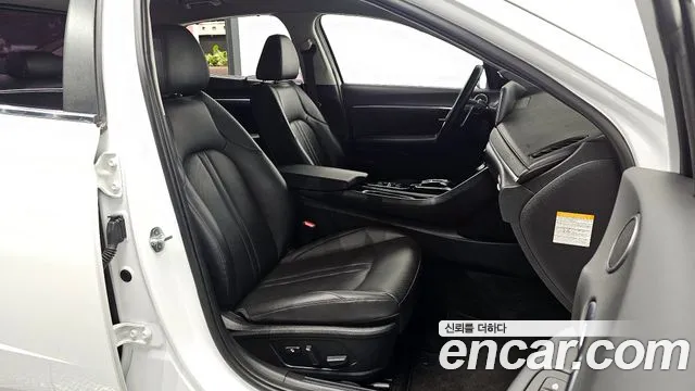 Hyundai Sonata 2021 — фото 10