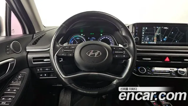 Hyundai Sonata 2021 — фото 13