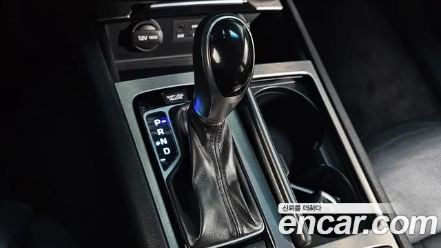 Hyundai Genesis 2015 — фото 9
