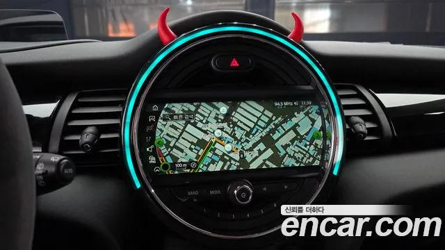 Mini Cooper 2019 — фото 15
