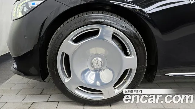 Mercedes-Benz S-Class 2023 — фото 4