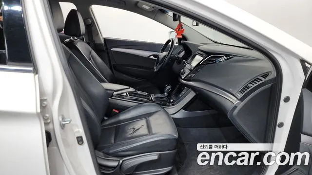 Hyundai i40 2016 — фото 11