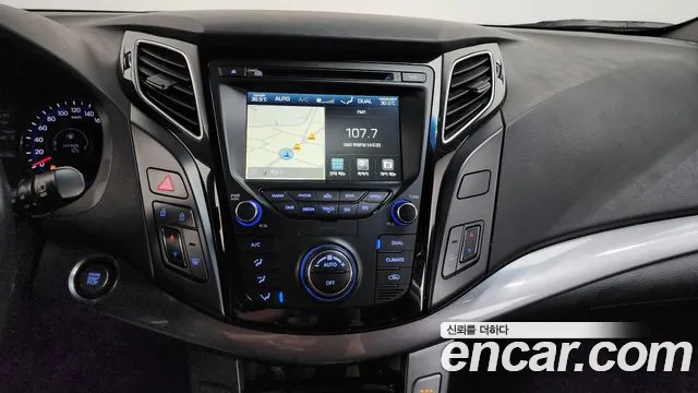 Hyundai i40 2016 — фото 14