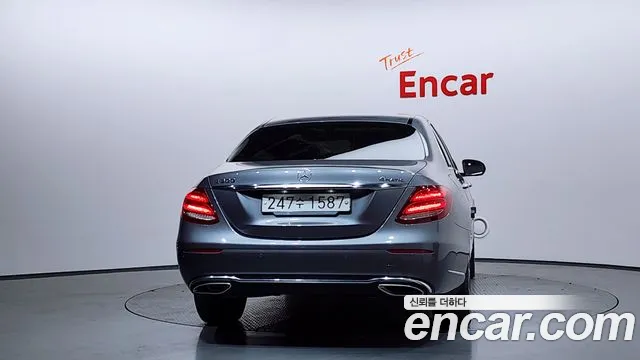 Mercedes-Benz E-Class 2020 — фото 4