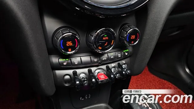 Mini Cooper 2018 — фото 17