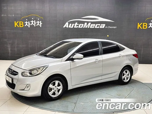 Hyundai Accent 2011 — фото 2