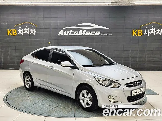 Hyundai Accent 2011 — фото 3
