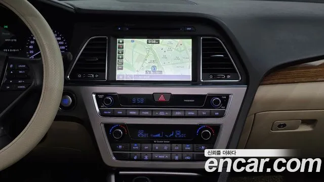 Hyundai Sonata 2015 — фото 14