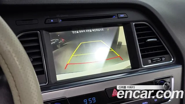 Hyundai Sonata 2015 — фото 15