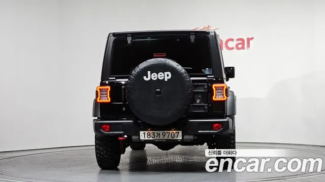 Jeep Wrangler 2020 — фото 4