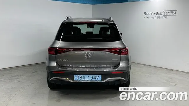Mercedes-Benz EQB 2025 — фото 4