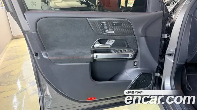 Mercedes-Benz EQB 2025 — фото 10
