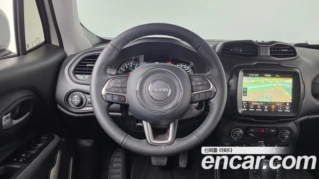 Jeep Renegade 2022 — фото 13