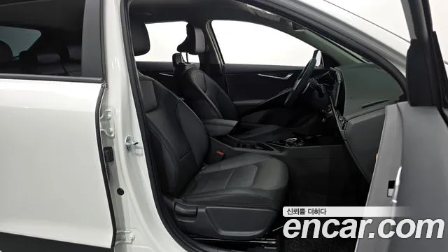 Kia Niro 2025 — фото 10
