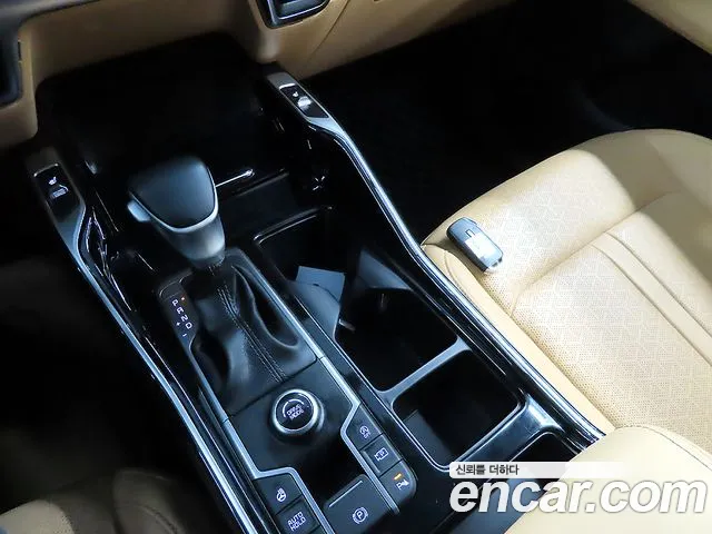 Kia Sorento 2022 — фото 9