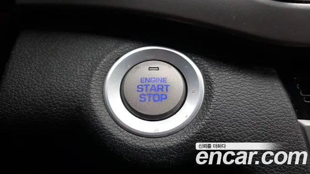 Hyundai AVANTE 2017 — фото 18