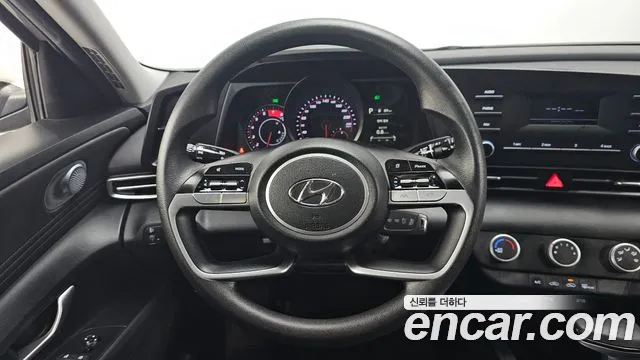 Hyundai AVANTE 2021 — фото 13
