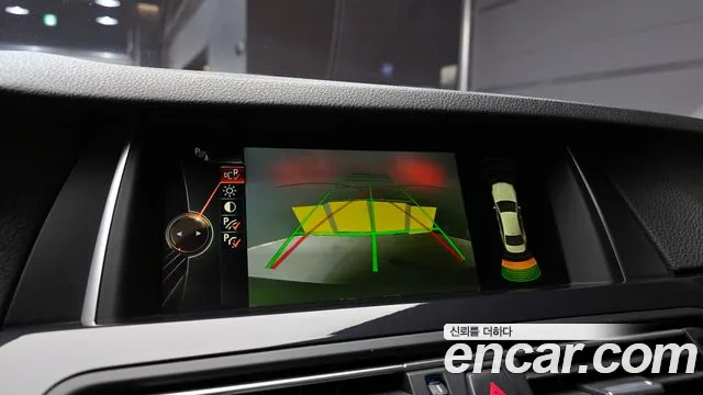 BMW 5-Series 2015 — фото 15