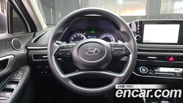 Hyundai Sonata 2020 — фото 13