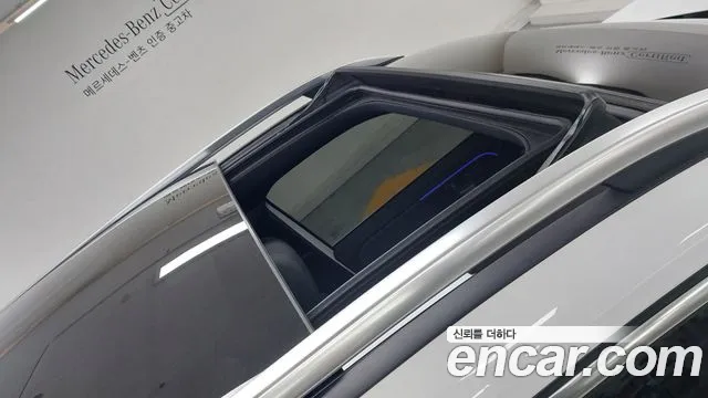 Mercedes-Benz EQB 2023 — фото 12