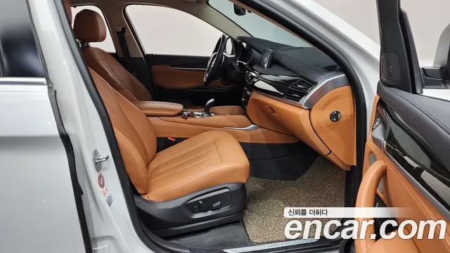 BMW X6 2018 — фото 11