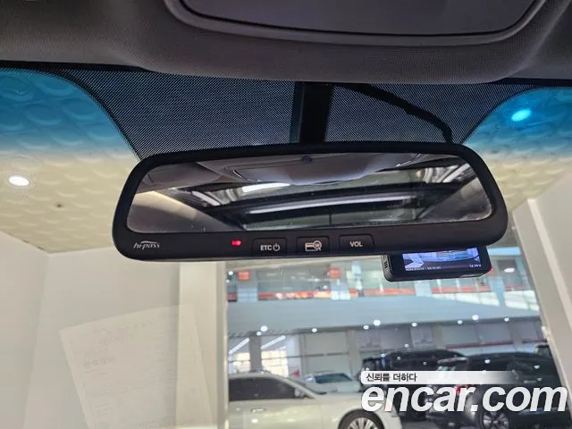 Hyundai Santafe 2015 — фото 14