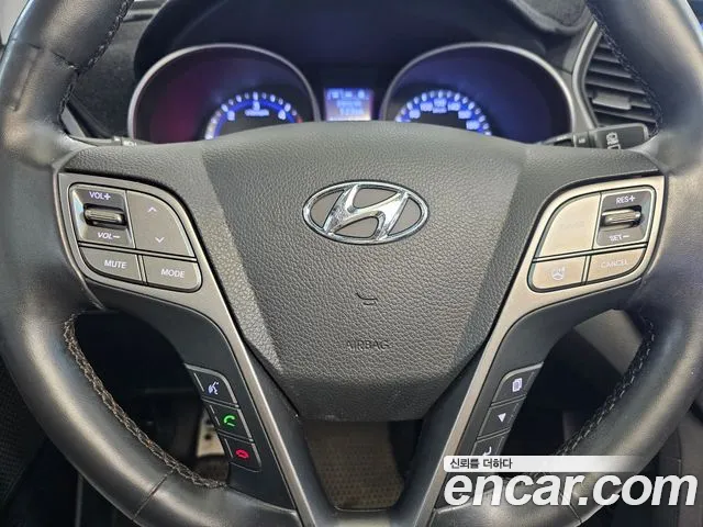 Hyundai Santafe 2015 — фото 18