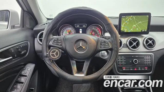 Mercedes-Benz GLA-Class 2017 — фото 13