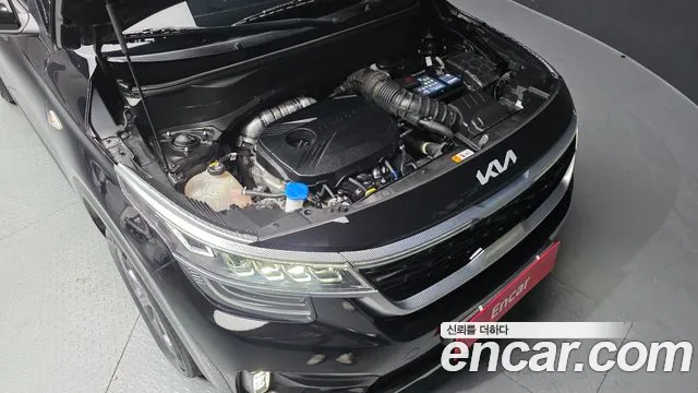 Kia Seltos 2023 — фото 6