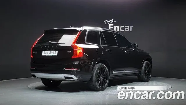 Volvo XC90 2018 — фото 2