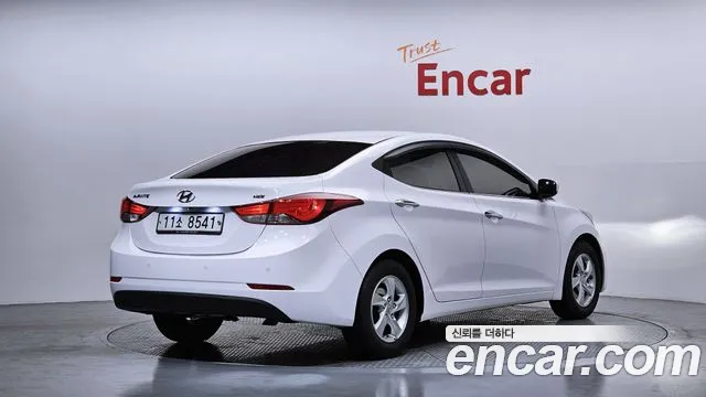 Hyundai AVANTE 2015 — фото 2