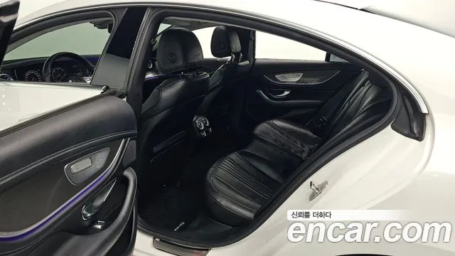 Mercedes-Benz CLS-Class 2019 — фото 12
