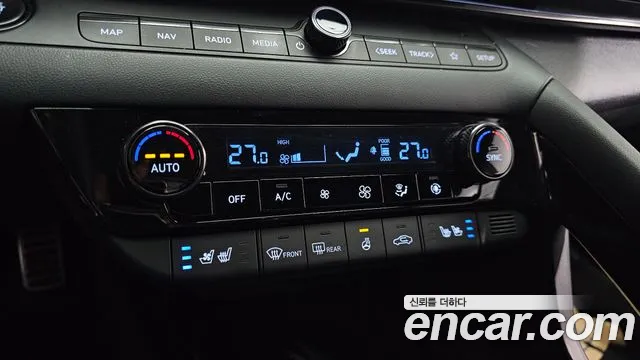 Hyundai AVANTE 2022 — фото 16