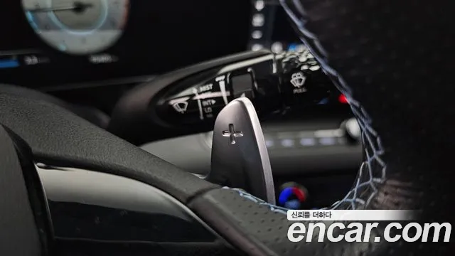 Hyundai AVANTE 2022 — фото 18