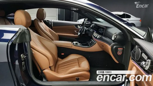 Mercedes-Benz E-Class 2017 — фото 11