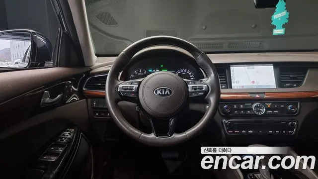 Kia K7 2017 — фото 13