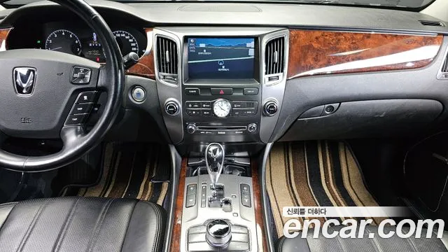 Hyundai Equus 2010 — фото 14