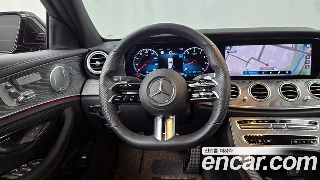 Mercedes-Benz E-Class 2021 — фото 13