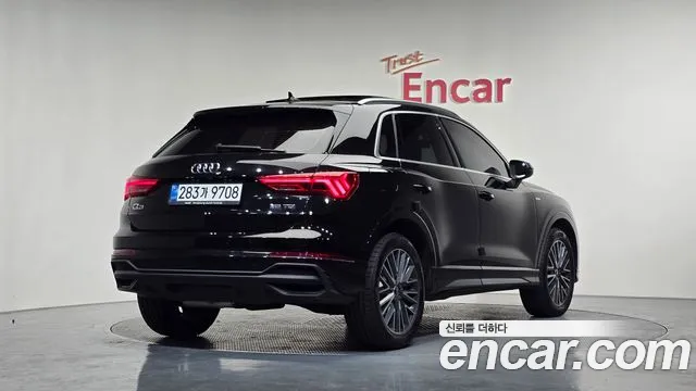 Audi Q3 2022 — фото 2