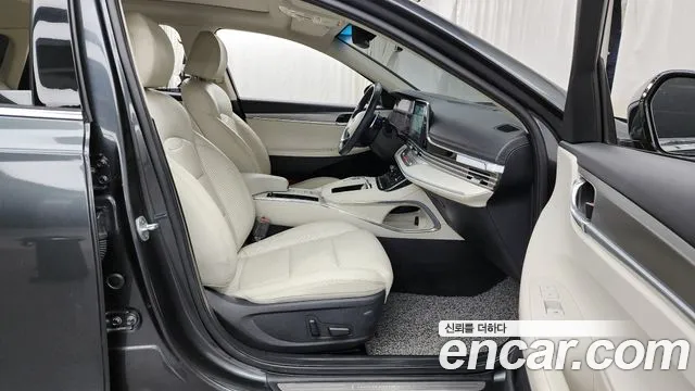 Hyundai Grandeur 2022 — фото 11