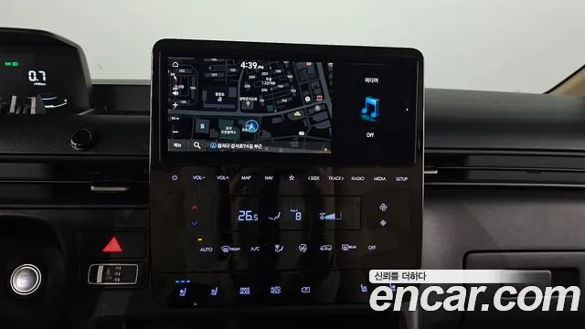 Hyundai Staria 2023 — фото 14